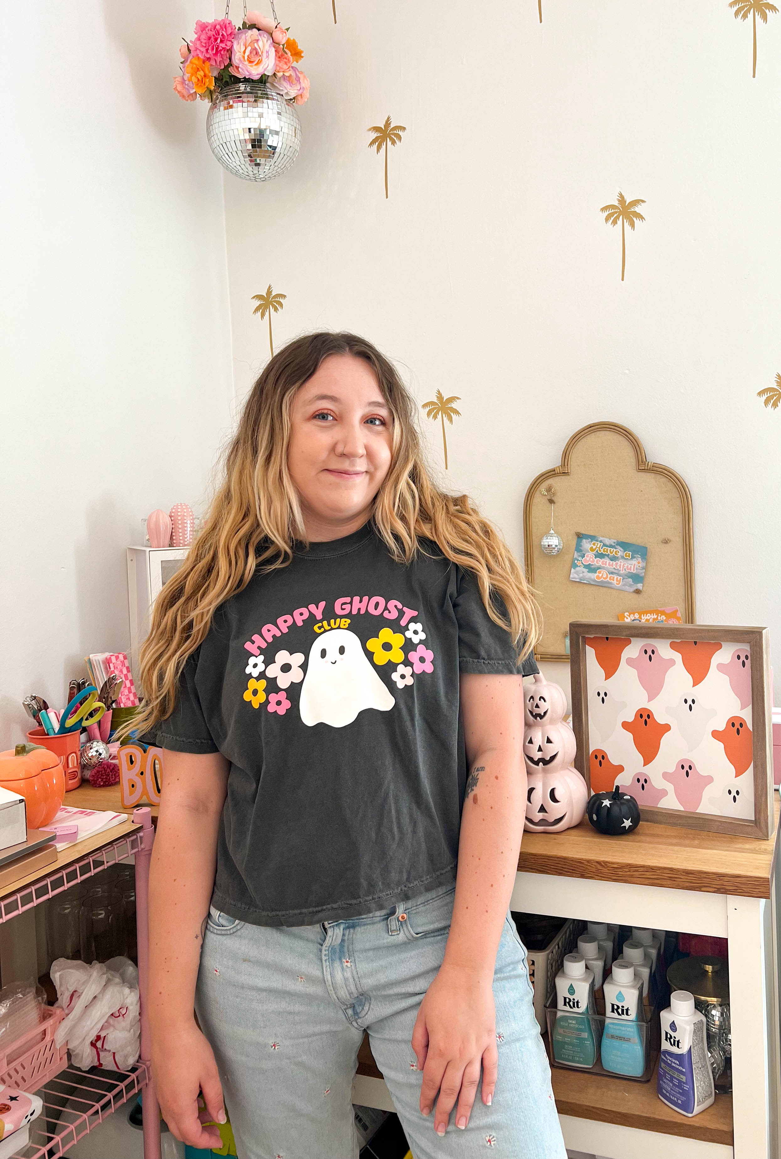 Happy Ghost Club Cropped T-Shirt