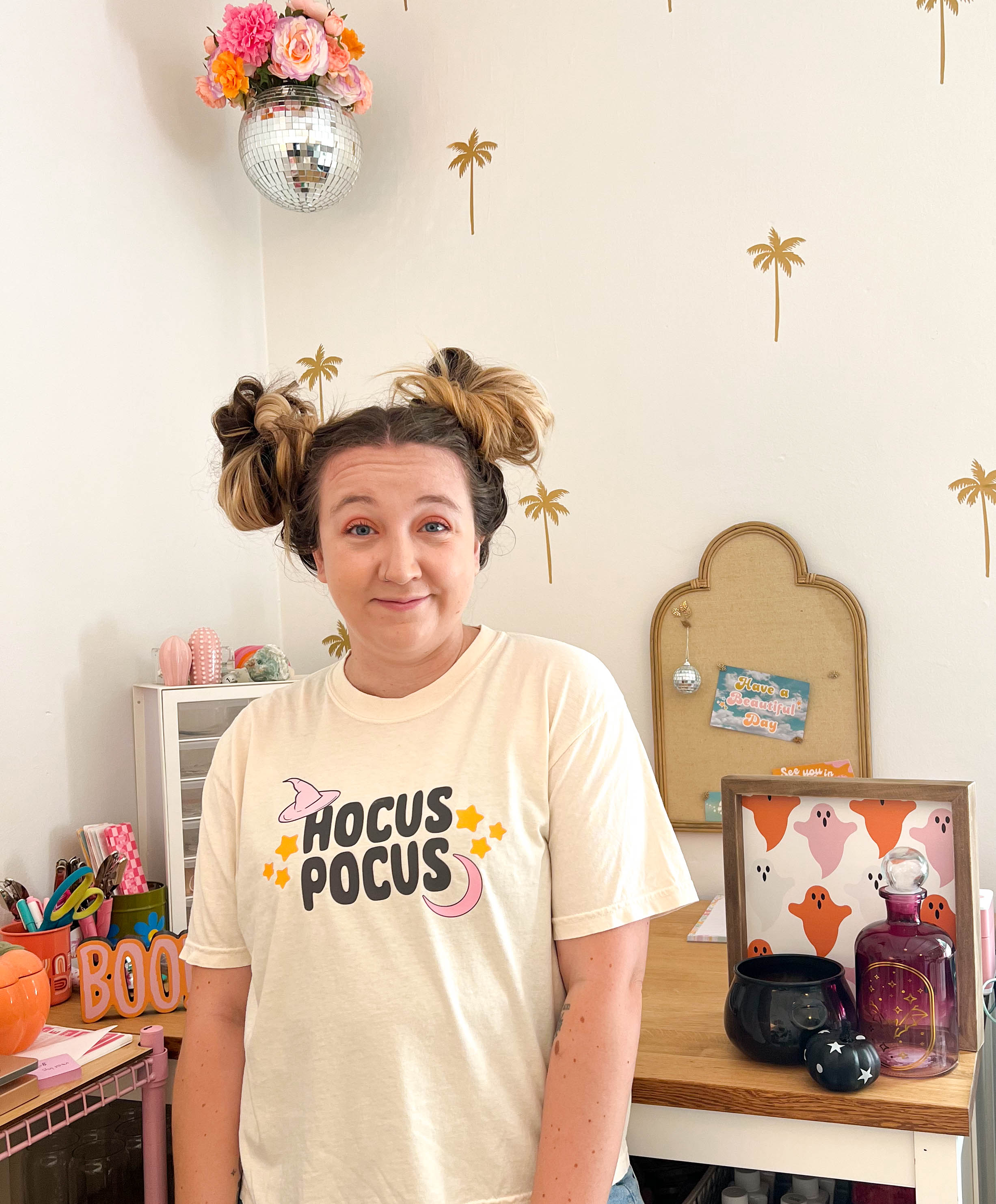 Hocus Pocus Cropped T-Shirt