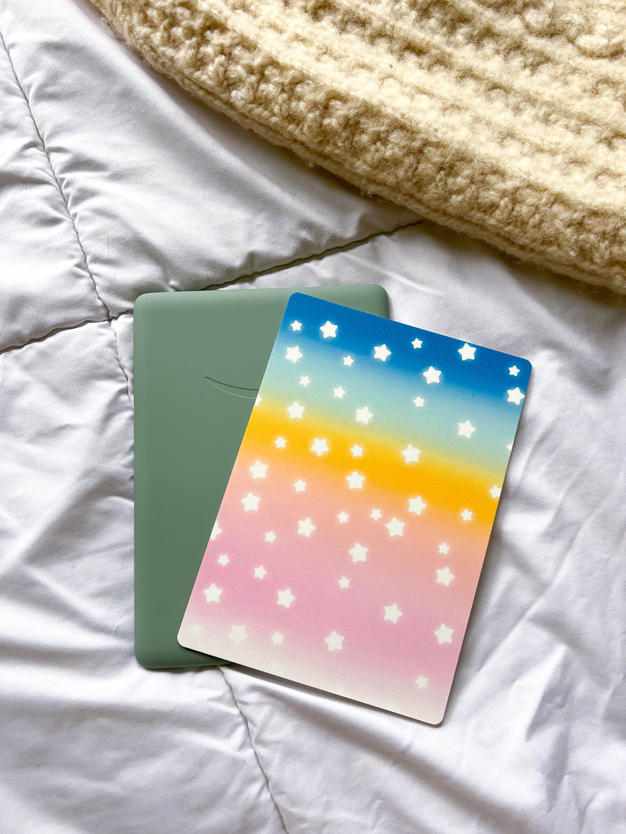 Rainbow Starburst Kindle Case Insert