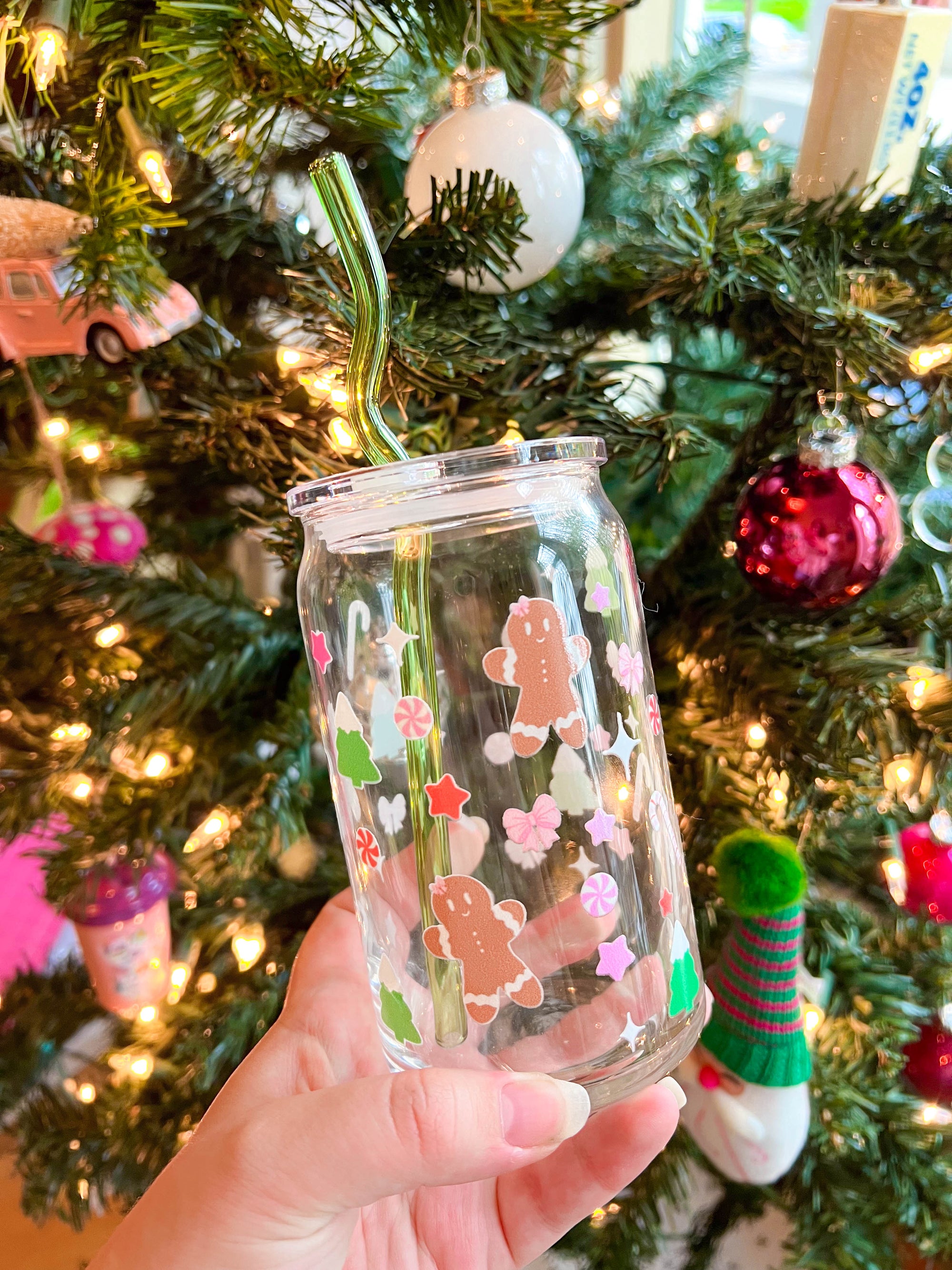 Happy Holiday Gingerbread 16oz Cup